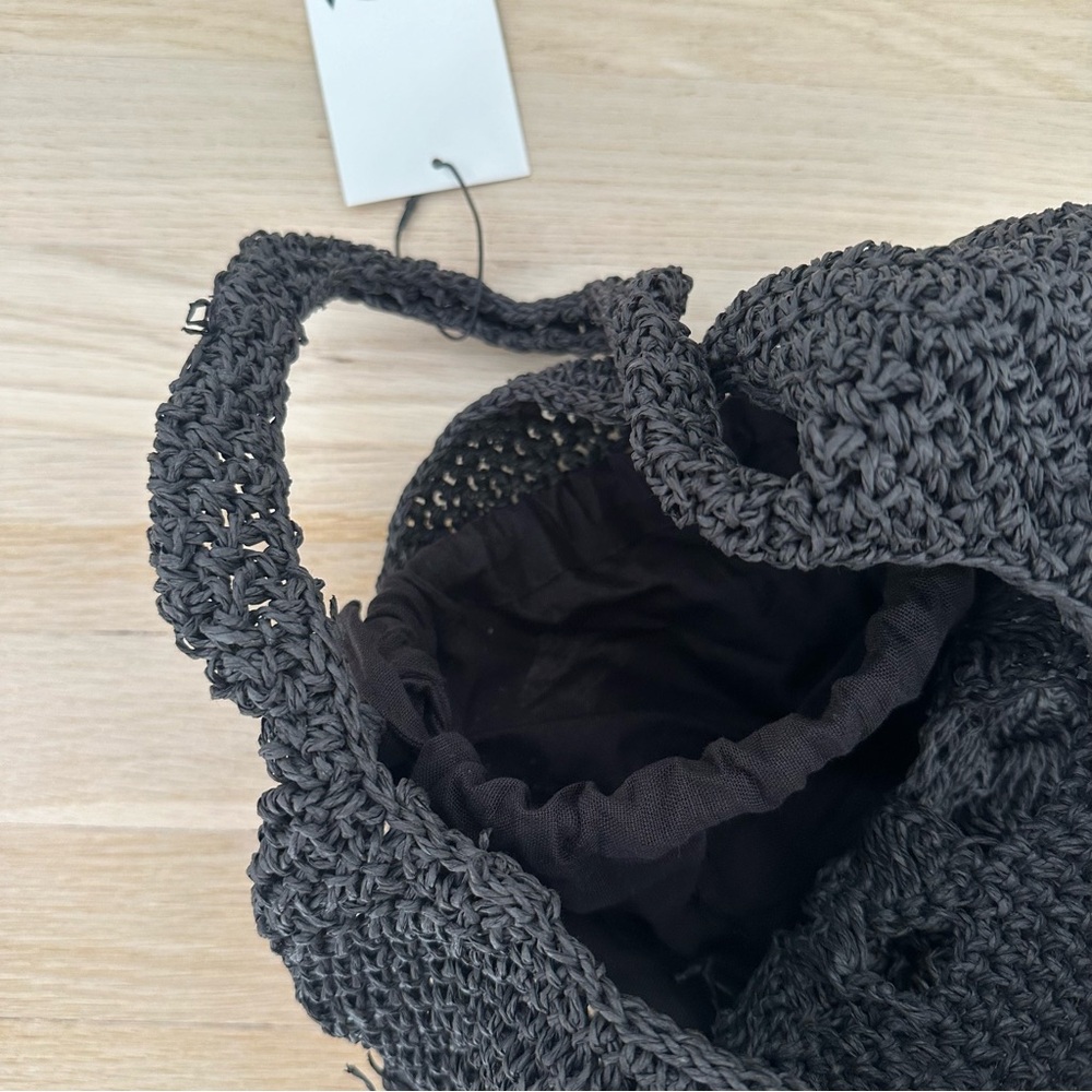 Zara Crochet Bucket Bag - Picture 4 of 5